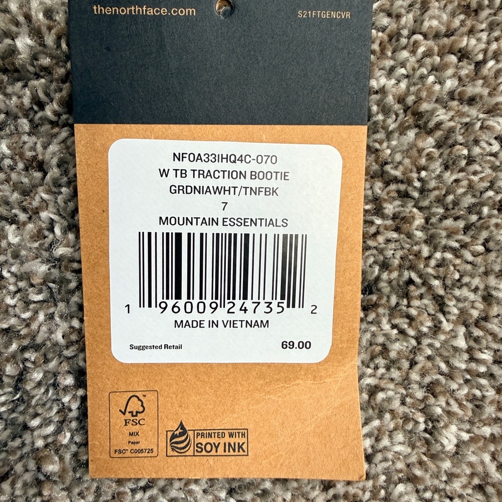 The North Face White Quilted Booties - Picture 8 of 8